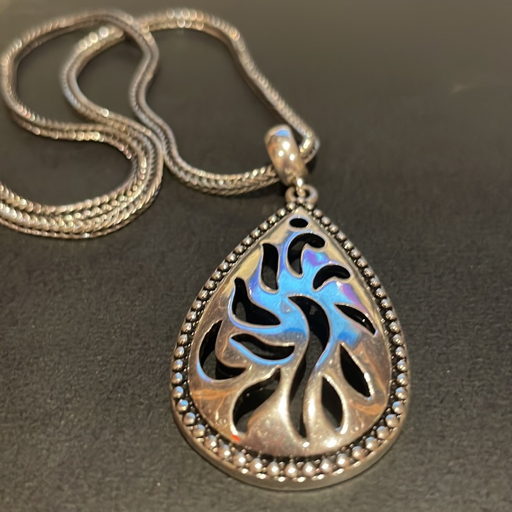 Pear Shaped Silver-Tone “Beaded Edge” Medallion Charm Adjustable Pendant - Picture 2 of 7
